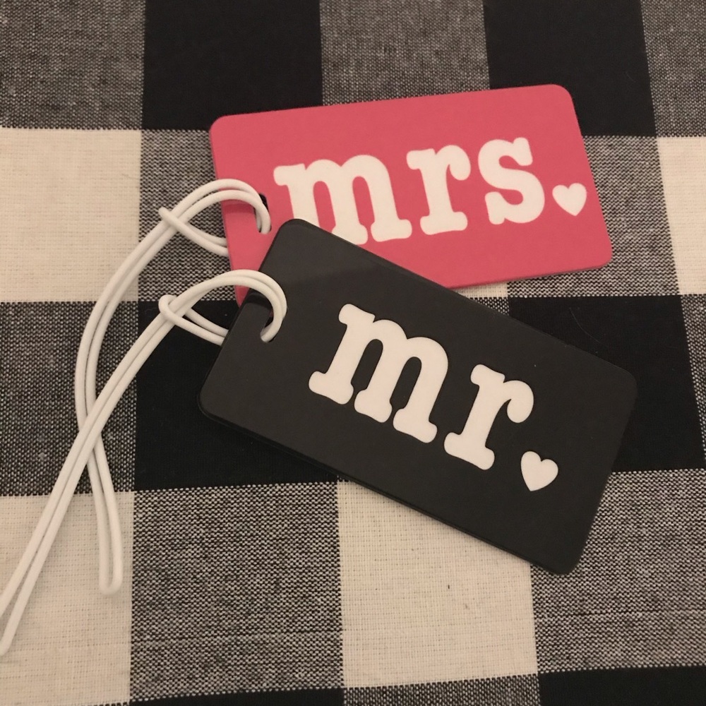 New Mr & Mrs Luggage tags